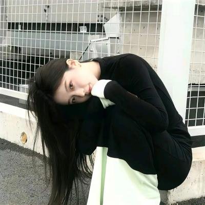 漆黑塔林